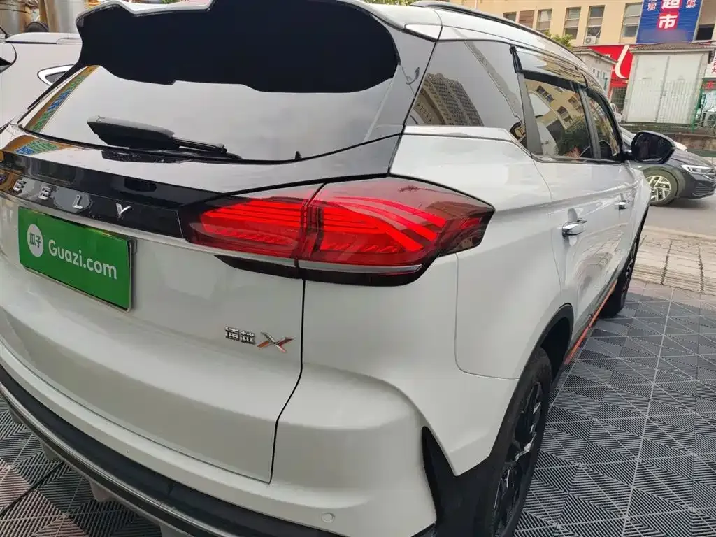 Geely Boyue 2023 из CN, фото 3