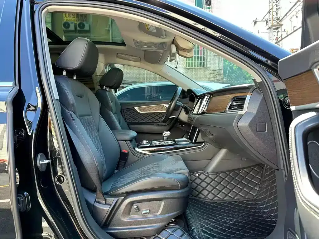 Hongqi HS7 2023 из CN, фото 9