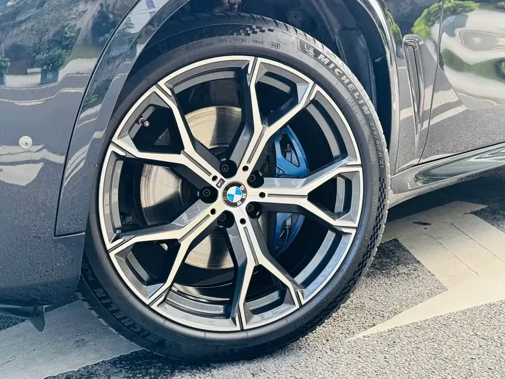BMW X5 (Import) — фото 9