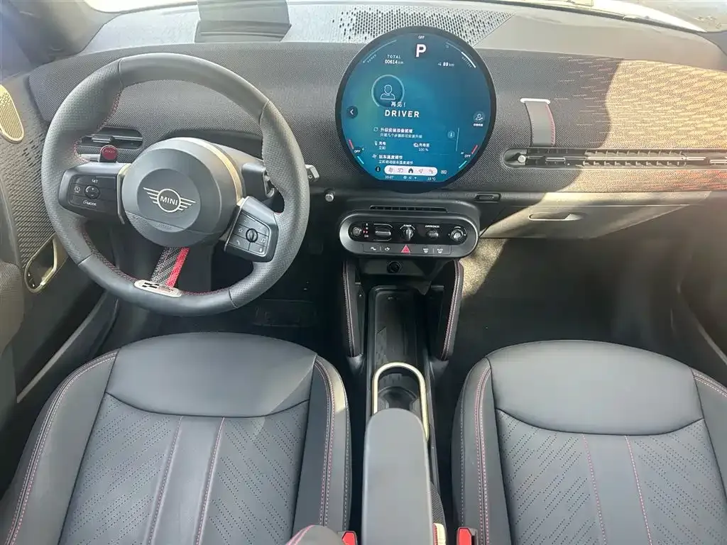 MINI JCW Electric 2026 из CN, фото 9