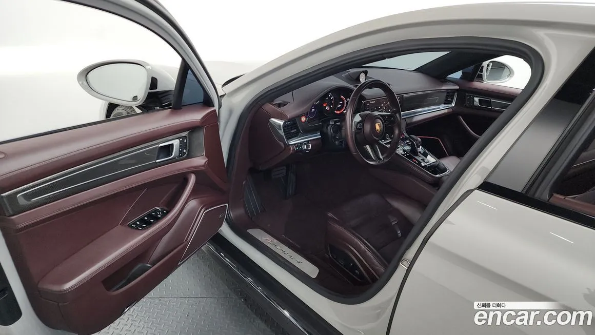 Porsche Panamera 2022 из KR, фото 5