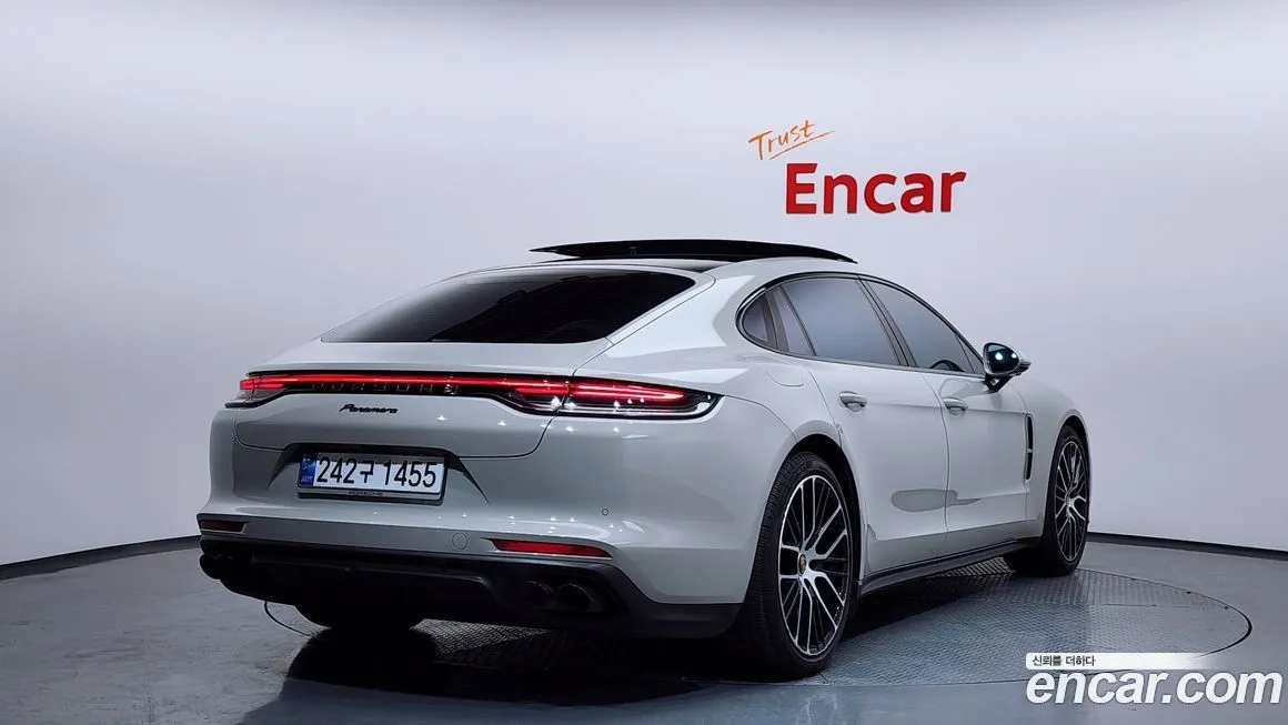 Porsche Panamera 2022 из KR, фото 2