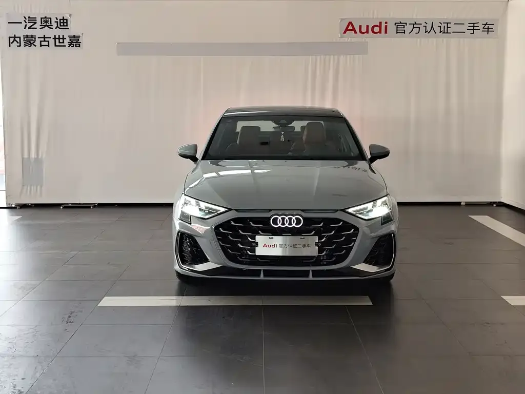 Audi A3 2024 из CN, фото 2