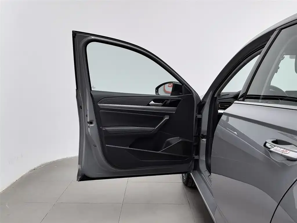 Volkswagen Lavida 2023 из CN, фото 2
