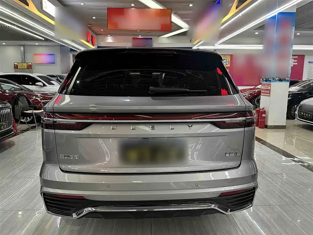 Geely Xingyue L — фото 10