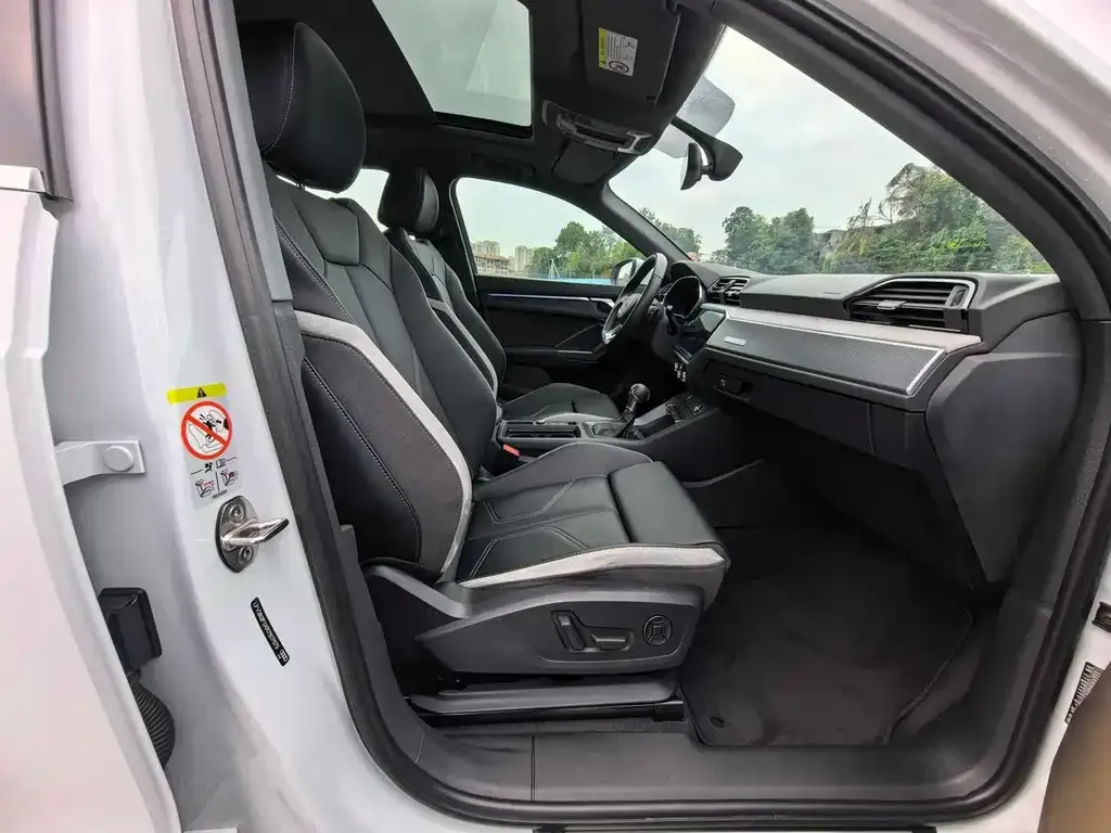 Audi Q3 2024 из CN, фото 4