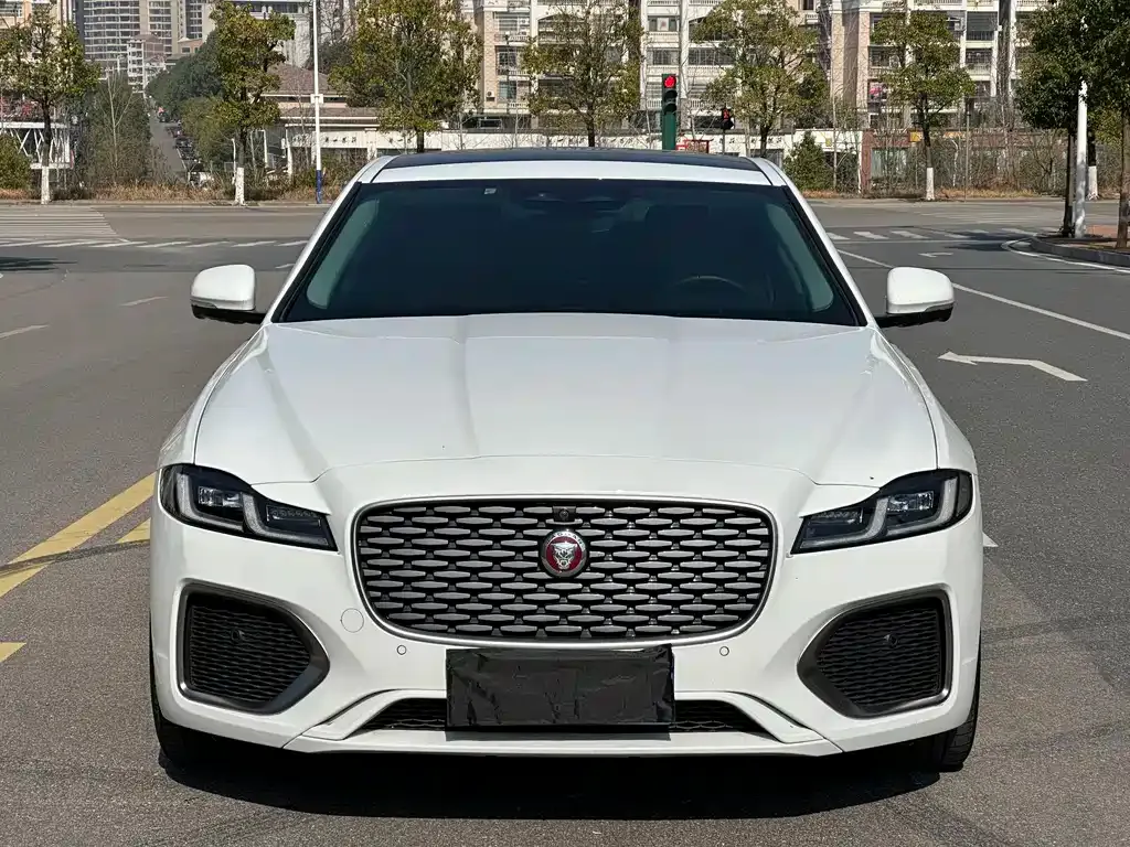 Jaguar XFL 2024 из CN, фото 3