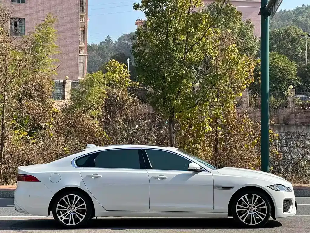 Jaguar XFL 2024 из CN, фото 8