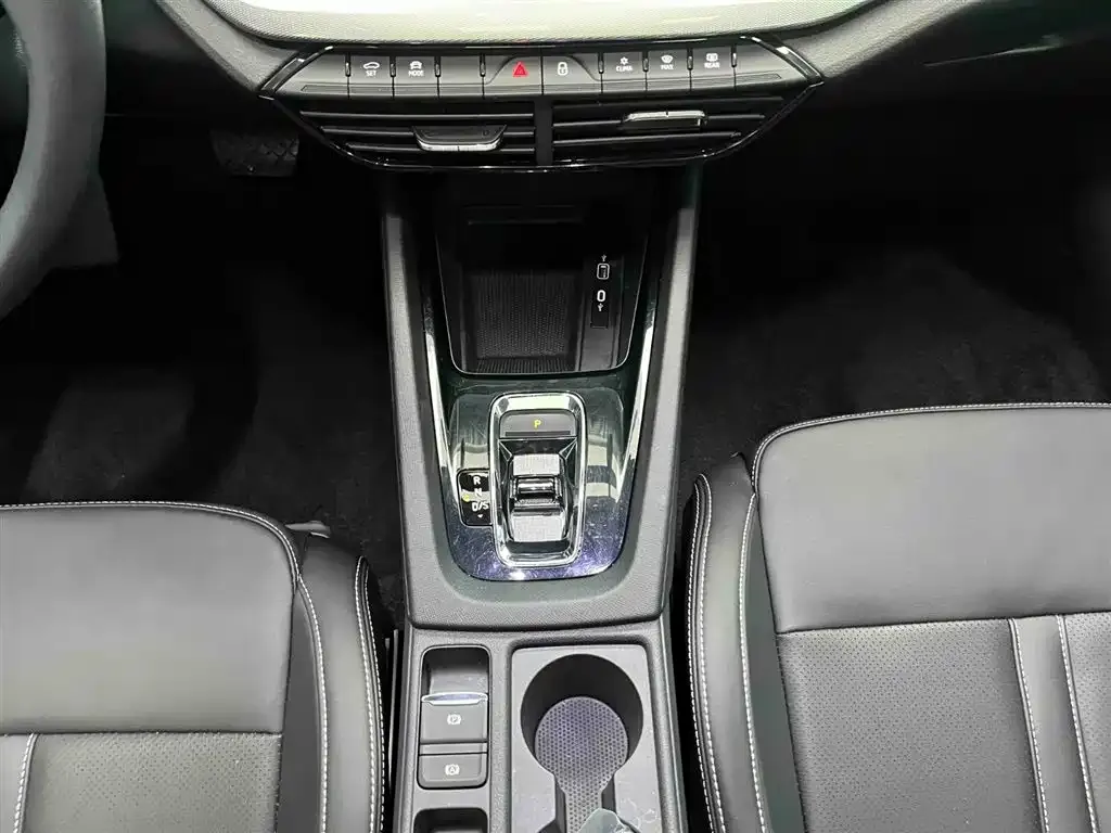Skoda Octavia 2024 из CN, фото 2