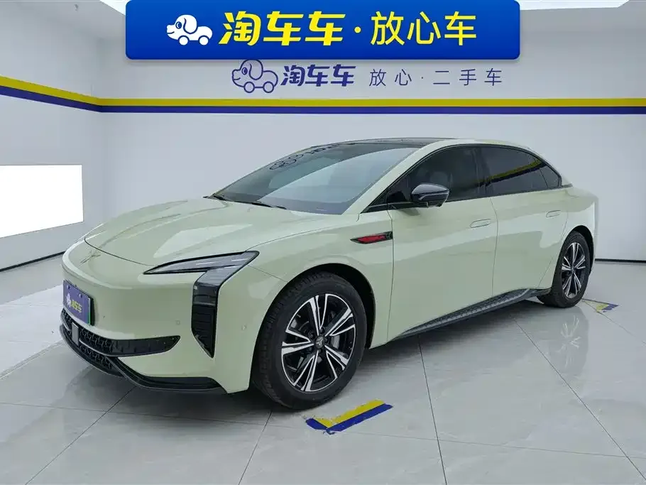 Hongqi EH7 2024 из CN, фото 1