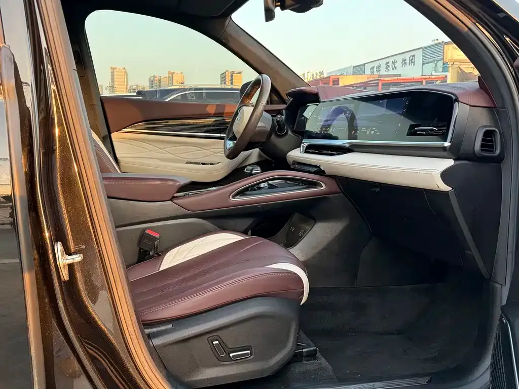 Geely Xingyue L 2024 из CN, фото 8