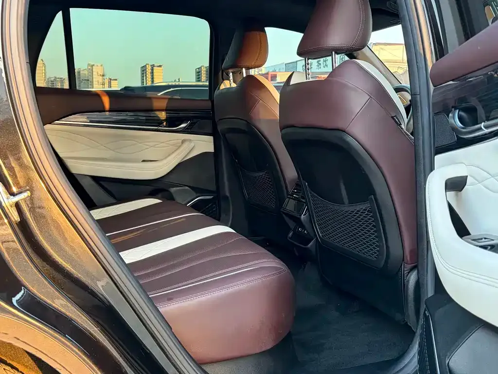 Geely Xingyue L 2024 из CN, фото 9