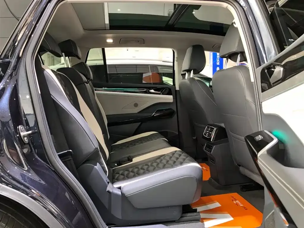 Volkswagen ID.6 Crozz 2021 из CN, фото 6