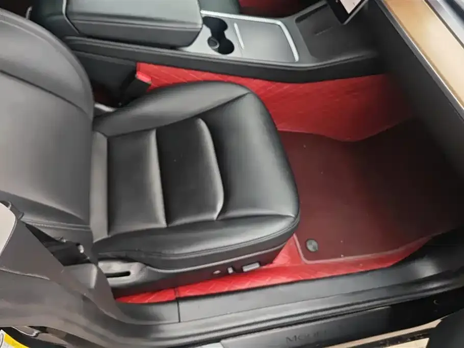 Tesla Model 3 — фото 2