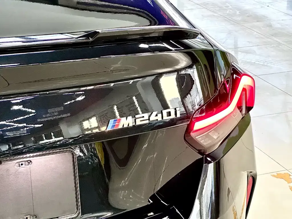 BMW M240i 2024 из CN, фото 6