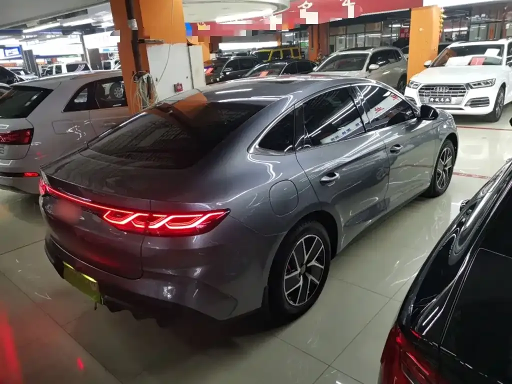 BYD Qin L — фото 5