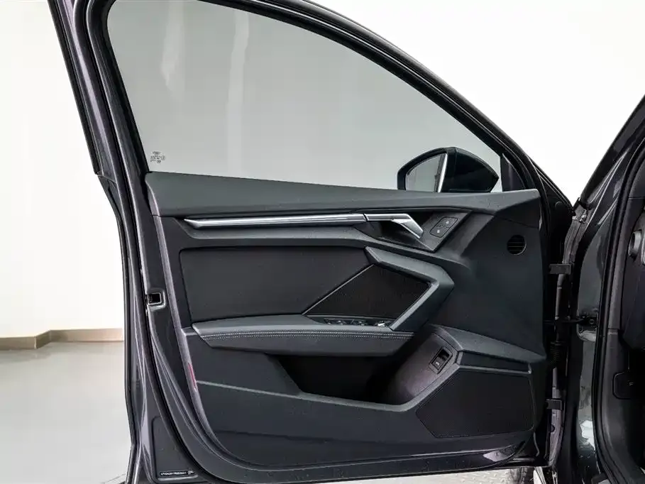 Audi A3 2024 из CN, фото 10