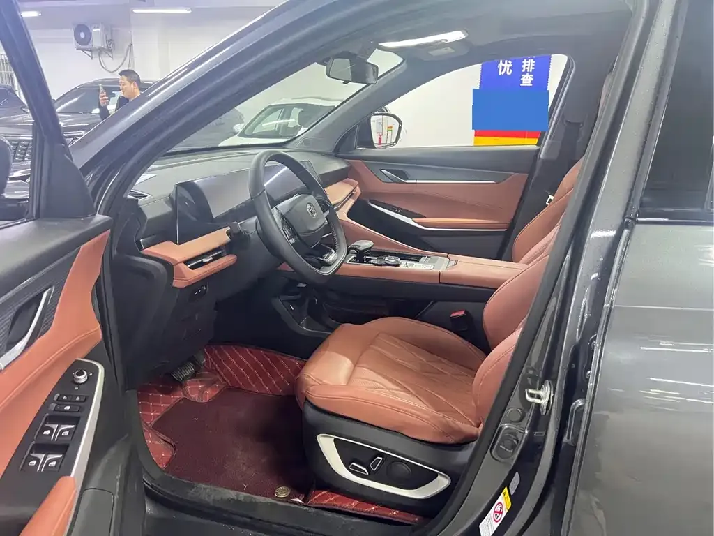 Changan CS75PLUS — фото 2