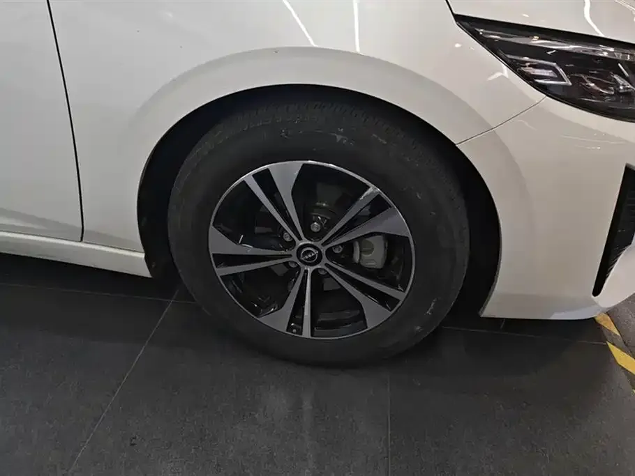 Nissan Sylphy 2023 из CN, фото 3