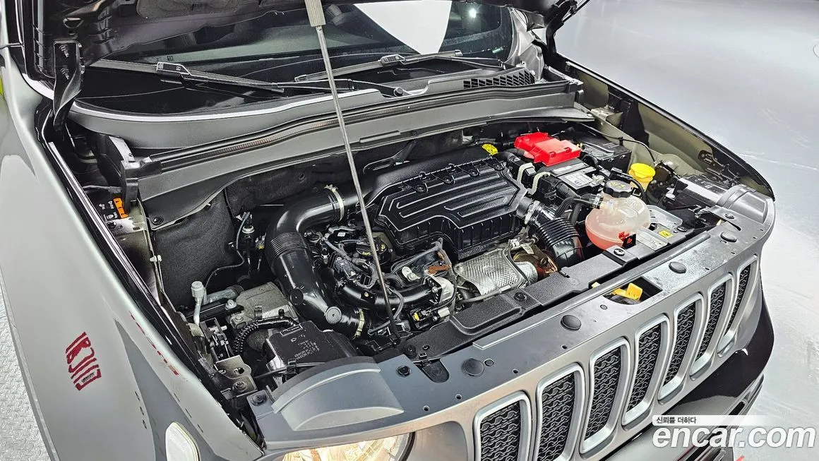 Jeep Renegade 2022 из KR, фото 10