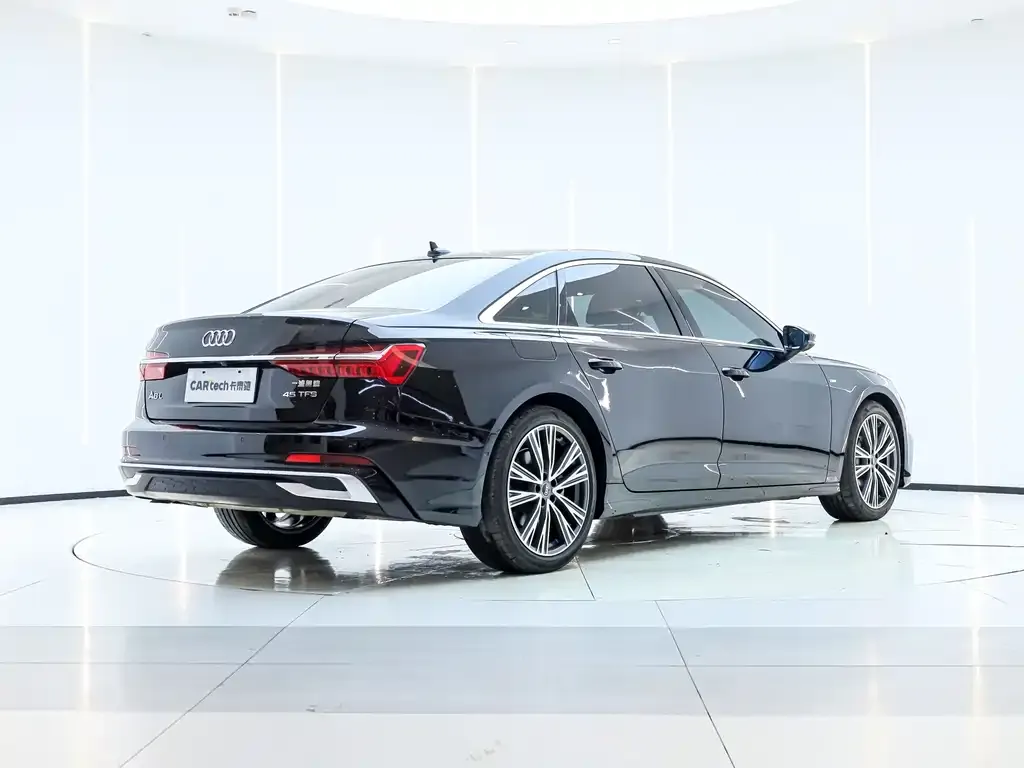 Audi A6L 2023 из CN, фото 8