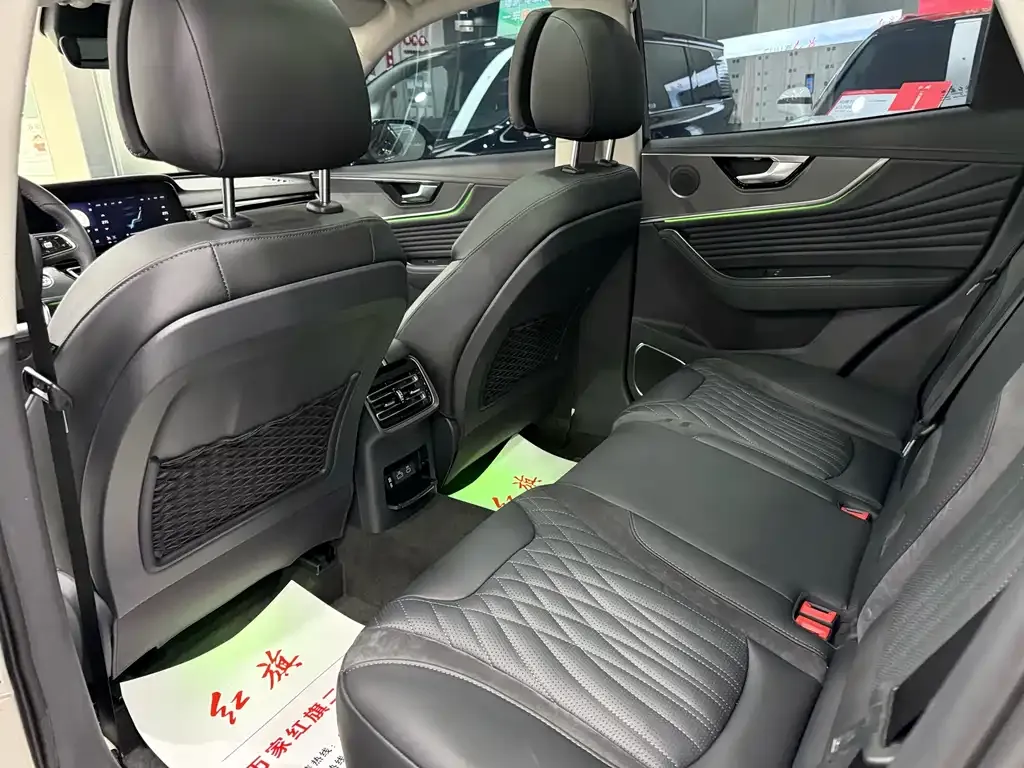 Hongqi HS5 2024 из CN, фото 4