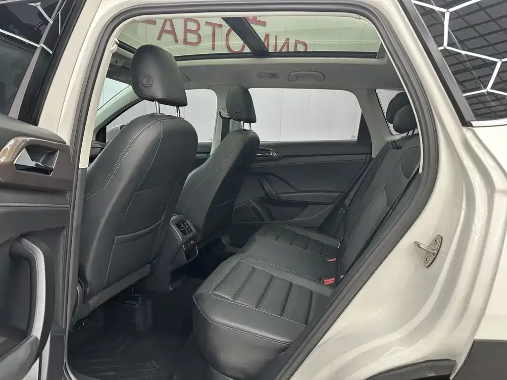 Volkswagen Tharu 2023 из CN, фото 8