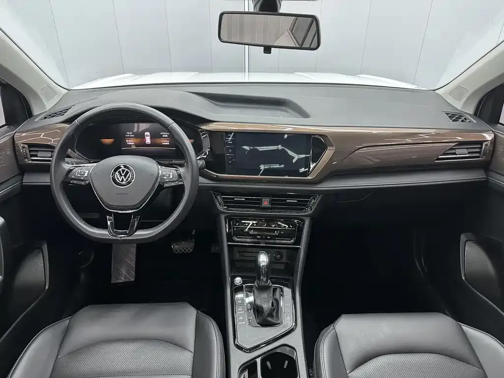 Volkswagen Tharu 2023 из CN, фото 6