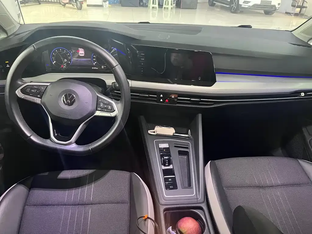 Volkswagen Golf 2022 из CN, фото 10