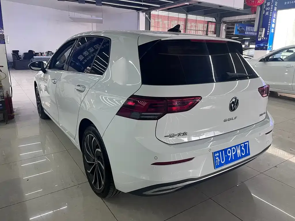 Volkswagen Golf 2022 из CN, фото 4