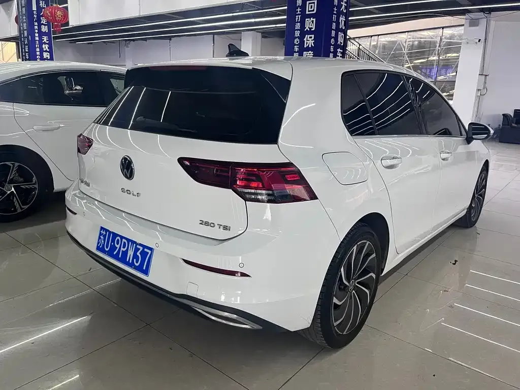 Volkswagen Golf 2022 из CN, фото 9