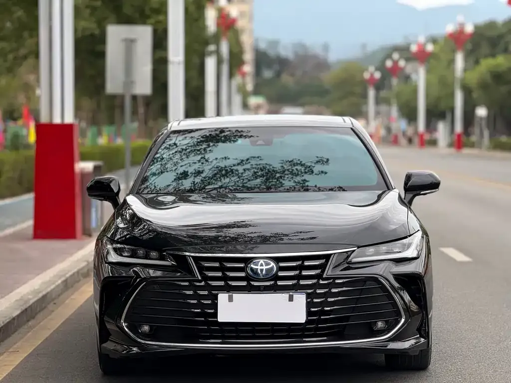 Toyota Avalon 2023 из CN, фото 6