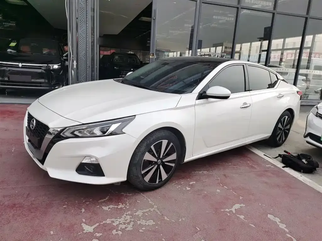 Nissan Teana 2023 из CN, фото 4