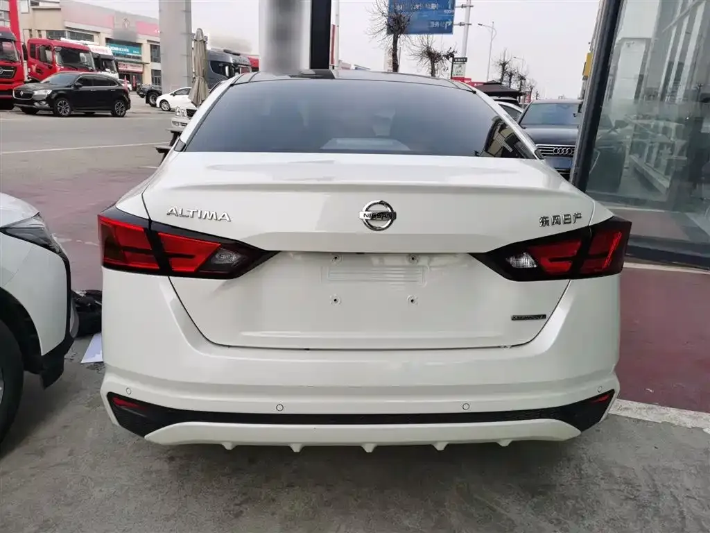 Nissan Teana 2023 из CN, фото 3