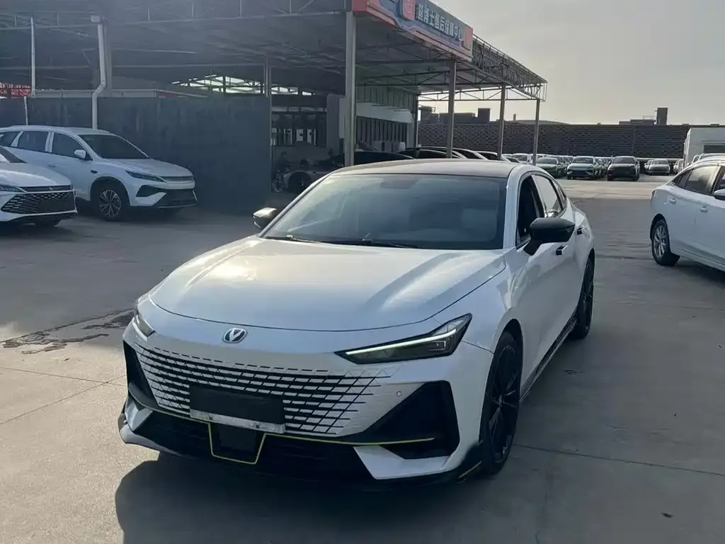 Changan UNI-V 2023 из CN, фото 1