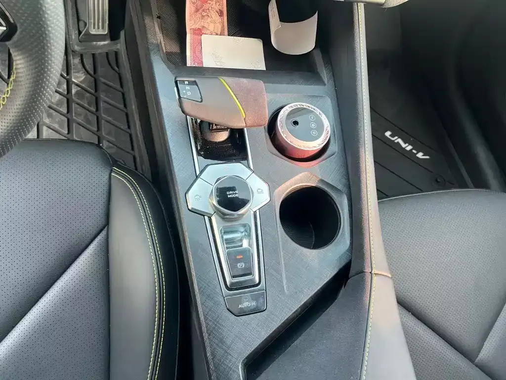 Changan UNI-V 2023 из CN, фото 8
