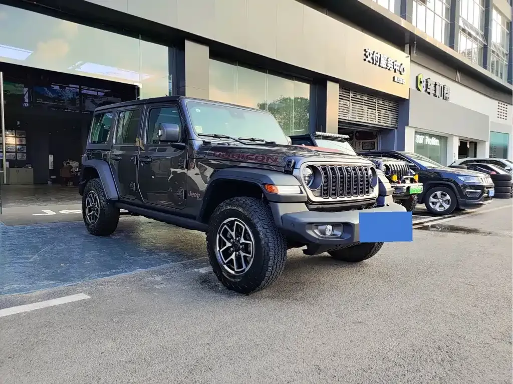 Jeep Wrangler 2024 из CN, фото 1