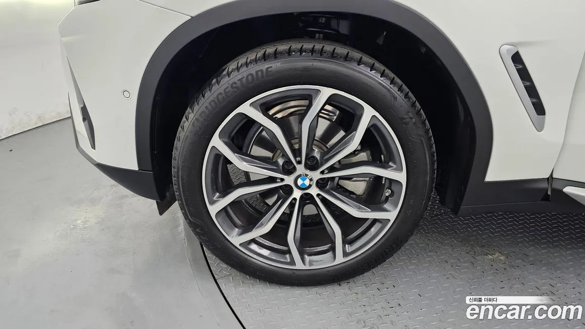 BMW X4 2025 из KR, фото 5