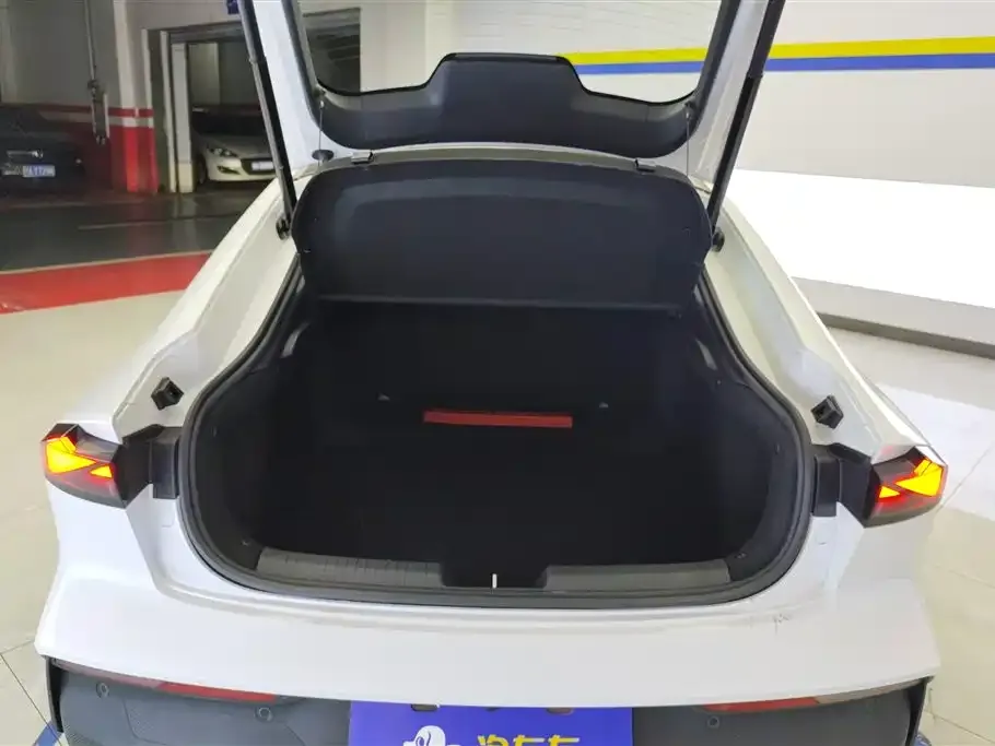 Changan UNI-V 2023 из CN, фото 5