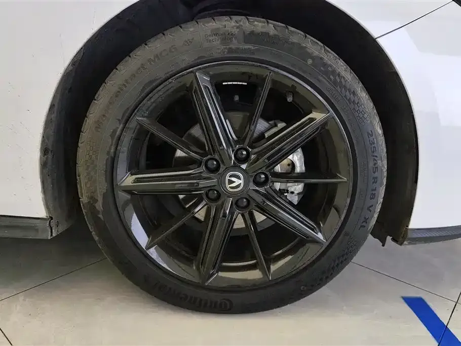Changan UNI-V 2023 из CN, фото 6
