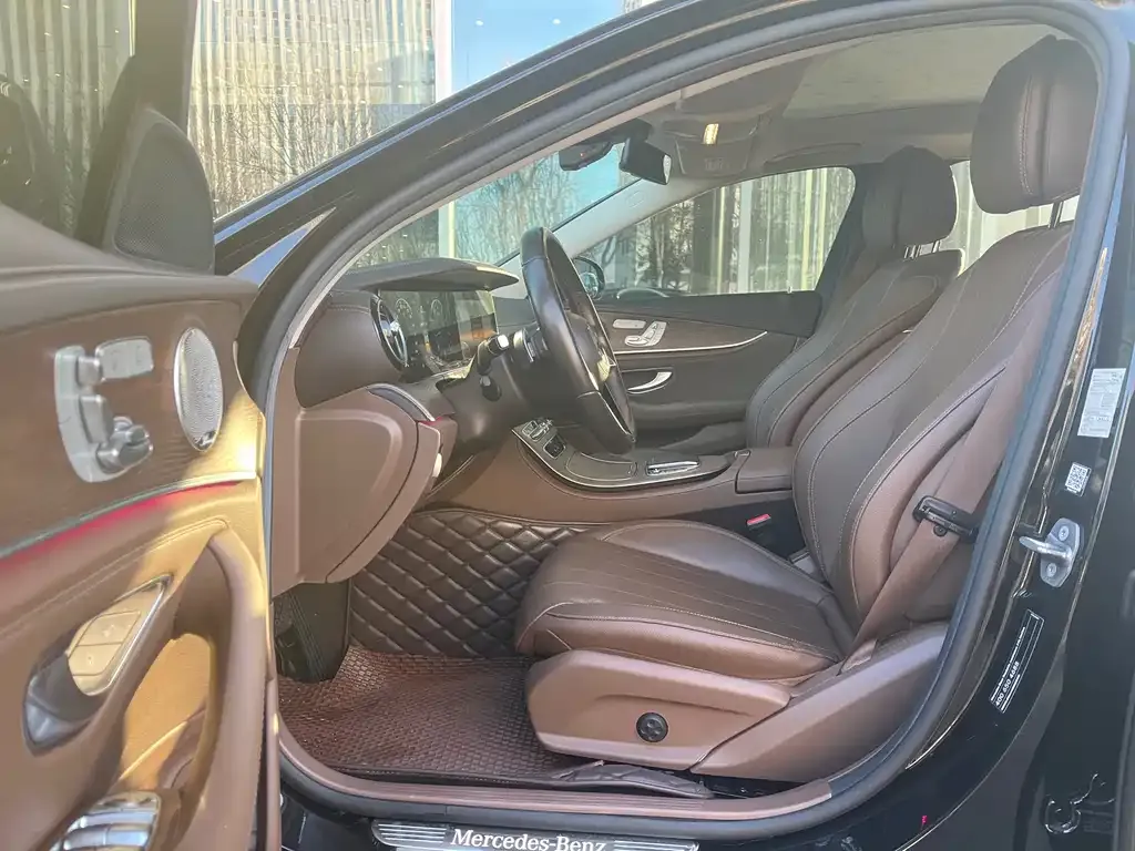 Mercedes-Benz E-Class 2022 из CN, фото 7