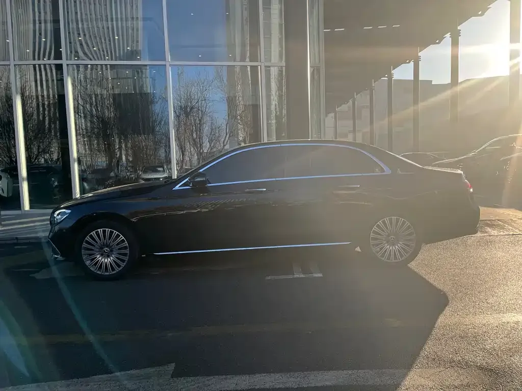 Mercedes-Benz E-Class 2022 из CN, фото 3