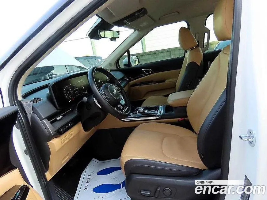 Kia Carnival — фото 10