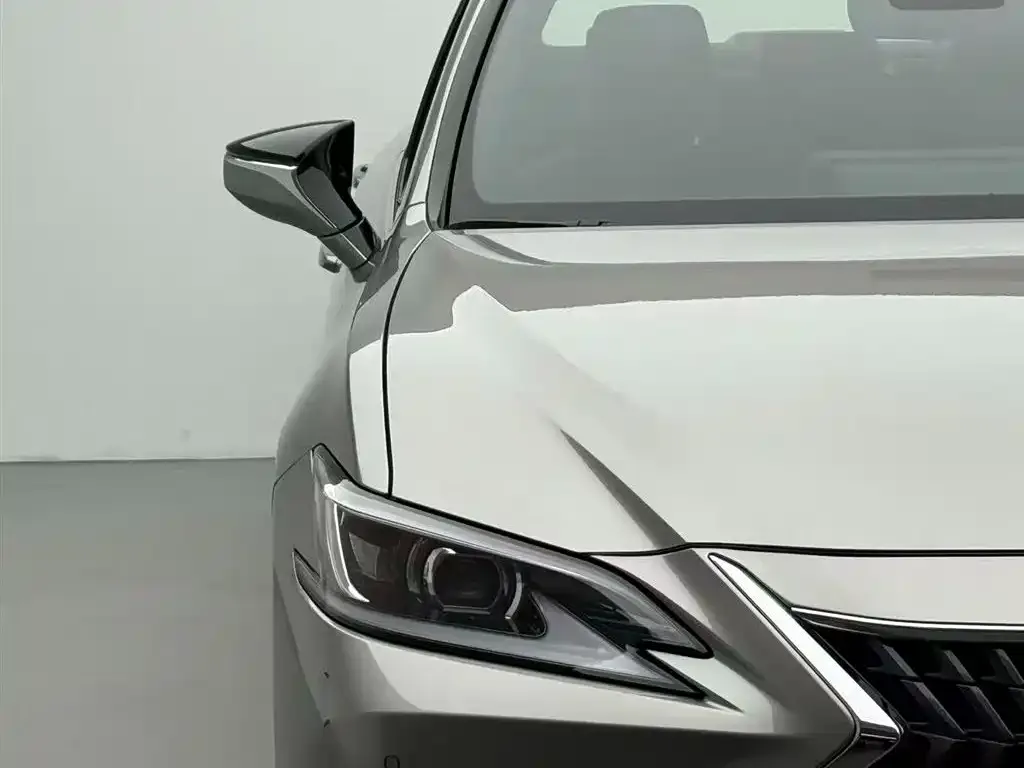 Lexus ES 2025 из CN, фото 4