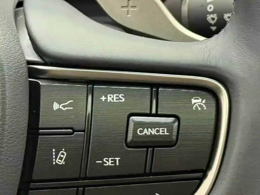 Lexus ES 2025 из CN, фото 5