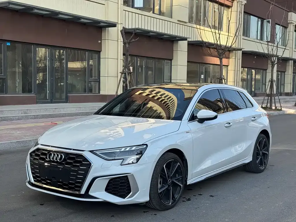 Audi A3 2022 из CN, фото 1
