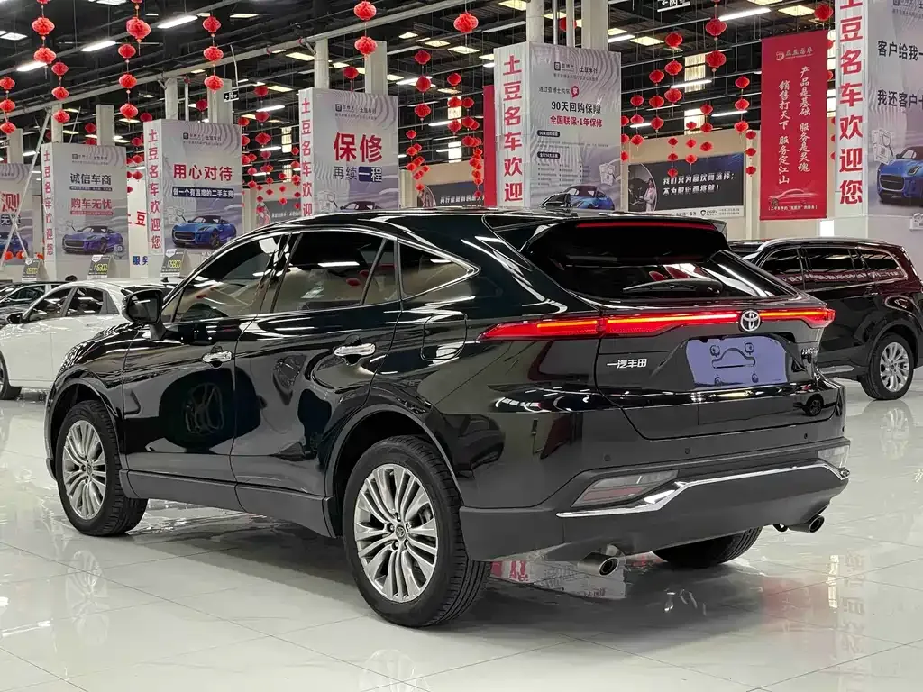 Toyota Harrier 2024 из CN, фото 7