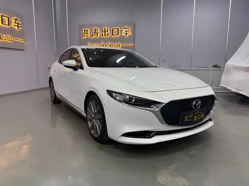 Mazda 3 Axela 2022 из CN, фото 2