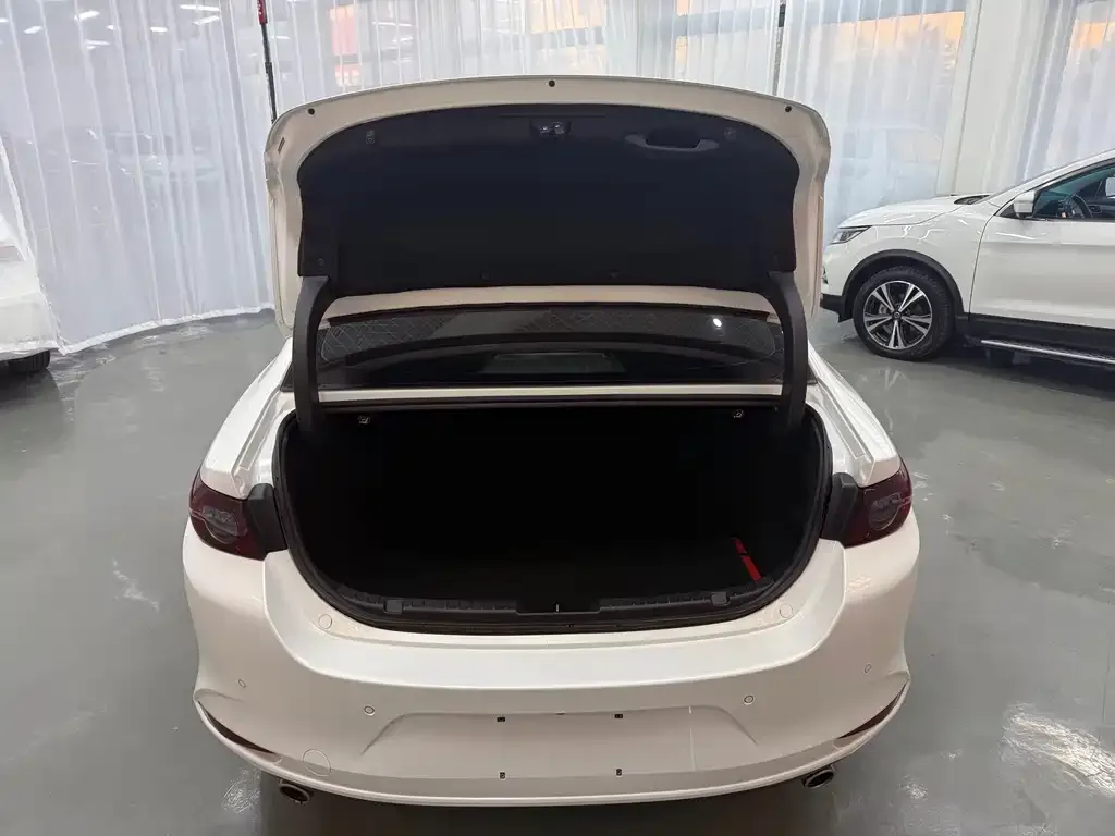 Mazda 3 Axela 2022 из CN, фото 7