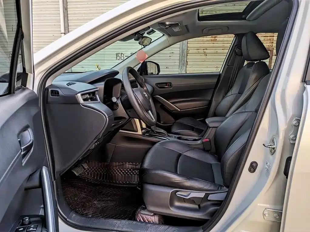 Toyota Frontlander 2023 из CN, фото 9